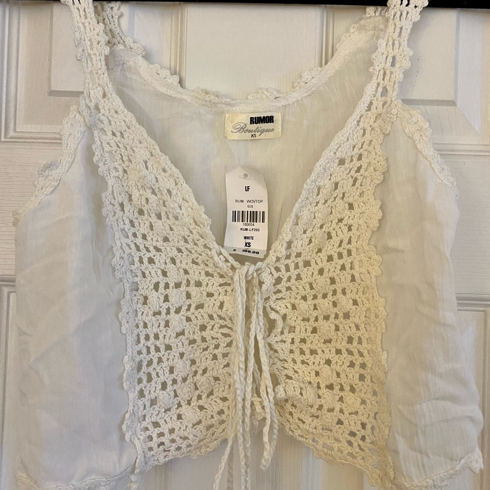 Crochiet white crop top LF